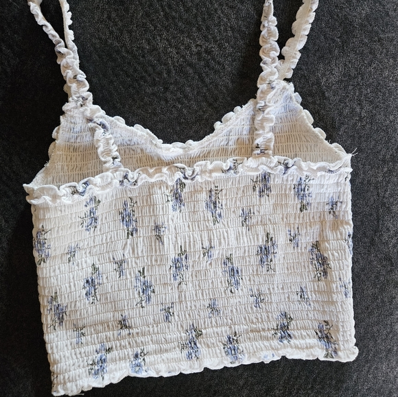 Flowers Crop Top - Picture 2 of 3